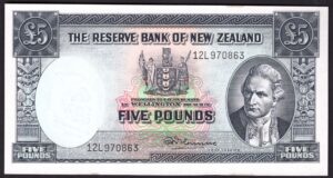 New Zealand, Reserve Bank of New Zealand, £5, (1965), Fleming signature, last series 12L 970863 (Pick 160d). AUNC.